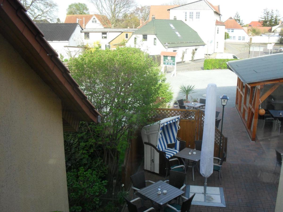 Hotel-Pension Zur Mole Wiek auf Rügen Zewnętrze zdjęcie