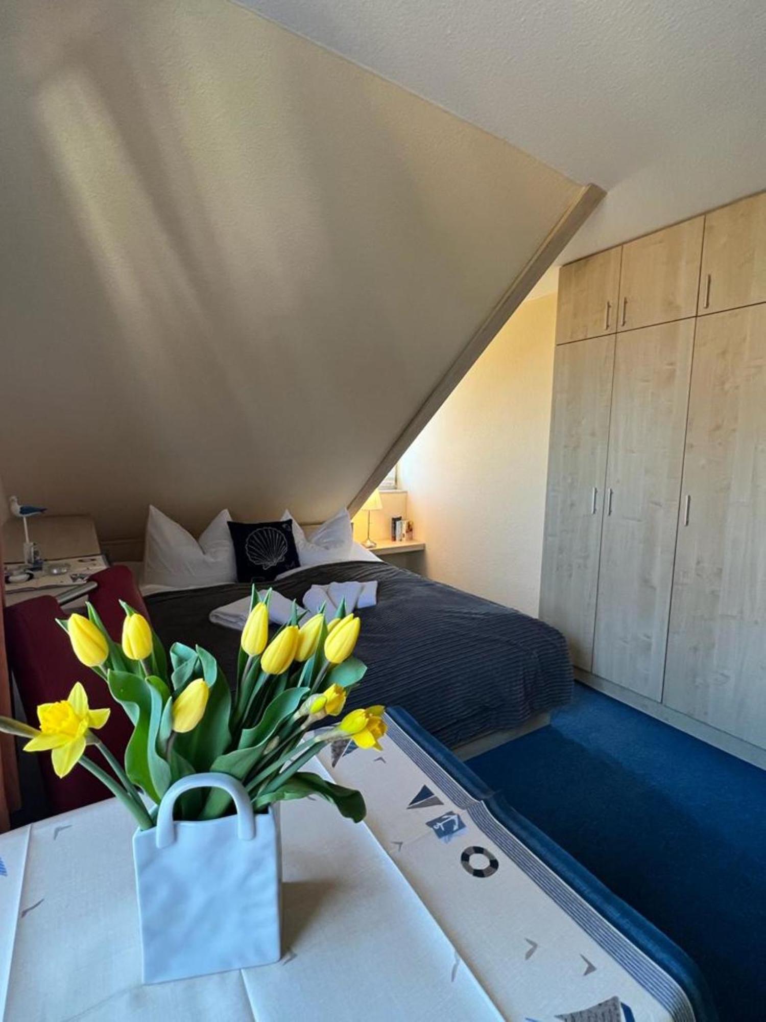 Hotel-Pension Zur Mole Wiek auf Rügen Zewnętrze zdjęcie